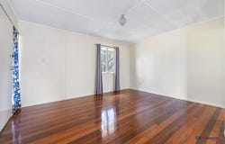 16 Casmaria Street, Mansfield, Qld 4122