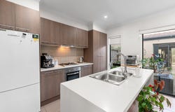77 Lyndarum Drive, Epping, Vic 3076