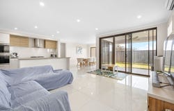 33 Ellabay Crescent, Redland Bay, Qld 4165