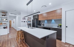 64 Covella Boulevard, Greenbank, Qld 4124