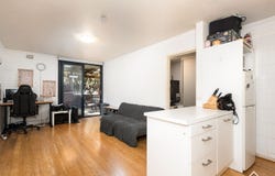 2/4 Dover Court, Mosman Park, WA 6012