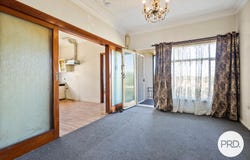 196 Gladstone Avenue, Coniston, NSW 2500