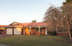 30 Southpointe Crescent, Ballajura, WA 6066