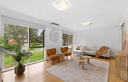 27 Cuthbert Drive, Mill Park, Vic 3082