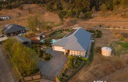 19 Laverton Close, Plainland, Qld 4341