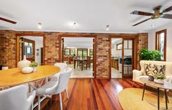 18 Chiswick Road, Bardon, Qld 4065