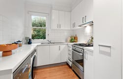 6/38 Normanby Street, Brighton, Vic 3186