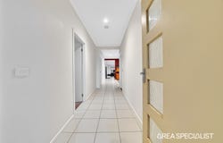 39 Brockwell Crescent, Manor Lakes, Vic 3024