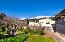 150 Main Road, Chewton, Vic 3451