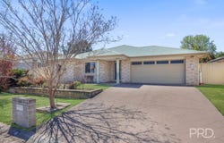 18 Gungurru Close, Calala, NSW 2340