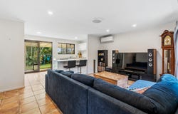 22 Wentworth Dr, Capalaba, Qld 4157