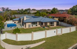 14 Saint Amand Street, Sinnamon Park, Qld 4073