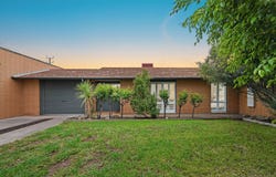 2 Jena Close, Semaphore Park, SA 5019