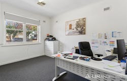 32 Surrey Road, Keswick, SA 5035