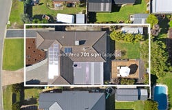 44 Tintagel Way, Mornington, Vic 3931