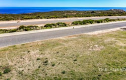 19 Mariner Crescent, Kalbarri, WA 6536