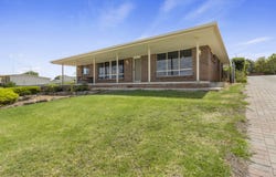 16 Esplanade, Point Turton, SA 5575