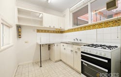 11/26 Toorak Road West, South Yarra, Vic 3141