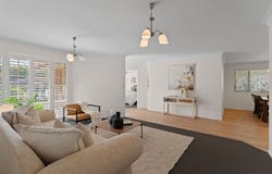 7 Howard Court, Arana Hills, Qld 4054
