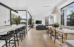 15 Edgevale Road, Kew, Vic 3101