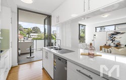 2/2 Douro Place, West Perth, WA 6005