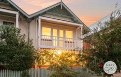 1B Pearse Street, North Fremantle, WA 6159