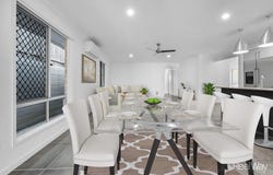 43 Midnight Crescent, Spring Mountain, Qld 4300