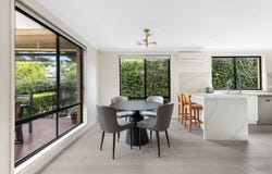 42 Hinemoa Avenue, Normanhurst, NSW 2076