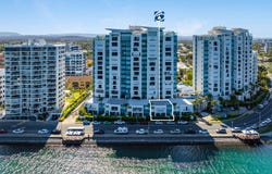 5/326-342 Marine Parade, Labrador, Qld 4215
