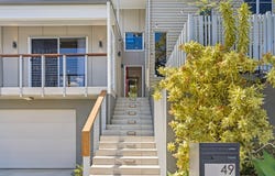 49 Walker Avenue, Seven Hills, Qld 4170