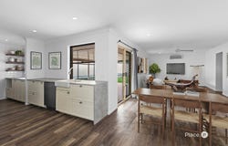 10 Blue Mountain Crescent, Warner, Qld 4500