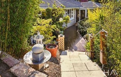 11 Woolton Place, Sandy Bay, Tas 7005