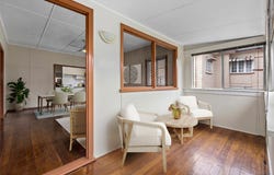 8 Saint Catherines Terrace, Wynnum, Qld 4178