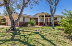4 Stillwater Crescent, Robina, Qld 4226