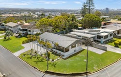 25 Walter Crescent, Banora Point, NSW 2486