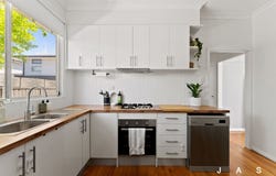 1/27 Spurling Street, Maidstone, Vic 3012
