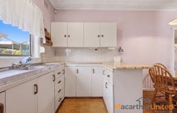 8 Gordon Street, Carramar, NSW 2163