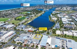 15 Main Drive, Warana, Qld 4575