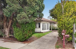 1818 Ferntree Gully Road, Ferntree Gully, Vic 3156