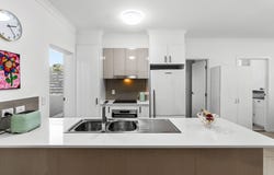 8/12 Drayton Terrace, Wynnum, Qld 4178