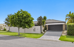 48 Heights Drive, Robina, Qld 4226