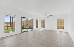 355 EAGLES STREET, Collingwood Park, Qld 4301