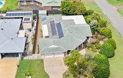 4 Davis Drive, Kawungan, Qld 4655