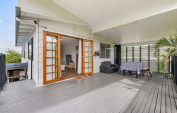 24 Palm Drive, Mooloolaba, Qld 4557