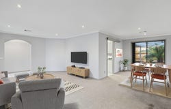 7 Lats Avenue, Carrum Downs, Vic 3201