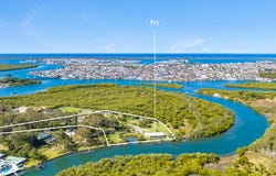 100 Crescent Avenue, Hope Island, Qld 4212