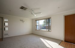 2/12 OAKMONT CIRCUIT, West Wodonga, Vic 3690