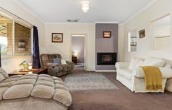 42 Erin Court, Wallace, Vic 3352