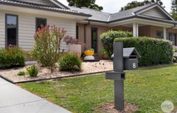 8 McManus Drive, Mount Pleasant, Vic 3350
