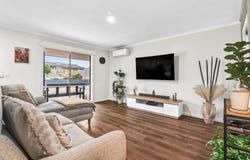 36 Brentwood Drive, Cranbourne North, Vic 3977